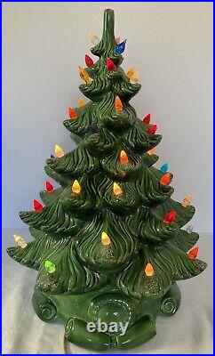 Vtg 16 Color Lighted Atlantic Mold Ceramic Christmas Tree Glitter Scroll Base