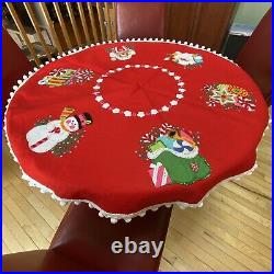 Vtg 42.5 Red Felt CHRISTMAS TREE SKIRT Table Cover Sequin Santa Snowman Handmade