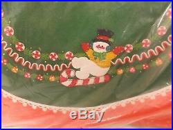 Vtg 70s Bucilla NEW Candyland Santa Snowman 54 Jeweled Felt XMas Tree Skirt Kit