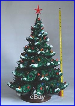Vtg Atlantic Mold Large Flocked Snow Ceramic Christmas Tree 24 150+ bulbs