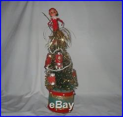 Vtg Bottle Brush Musical Rotating Christmas Tree Knee Hugger Pixie Elf Topper