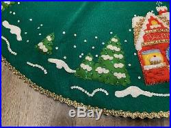 Vtg Bucilla Christmas Village Felt Applique 43 Tree Skirt Kit 83980 COMPLETED