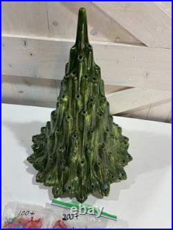 Vtg Ceramic Christmas Lava Style Tree 20 Extra Bulbs No Base Light Read