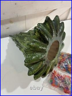 Vtg Ceramic Christmas Lava Style Tree 20 Extra Bulbs No Base Light Read