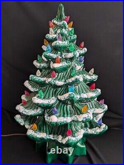 Vtg Ceramic Christmas Tree With Snowy Boughs Please READ Description