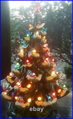 Vtg Ceramic Christmas Tree withBase Atlantic Mold Lights Star Snow Flock 17 x 12