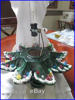 Vtg Ceramic Frosted Christmas Tree with Doves Swans Flowers Light Bulbs 25 WORKS