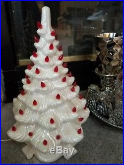 Vtg Ceramic Handmade Iridescent White Valentine's Christmas Tree 17 Lighted Red