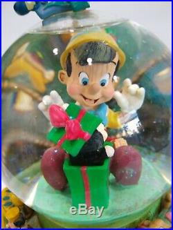 Vtg Disney Pinocchio Jiminy Cricket Christmas Tree Musical Snow Globe Retired