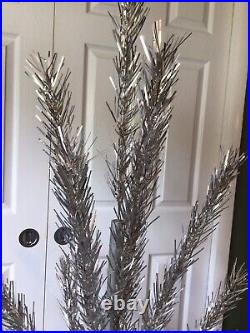 Vtg Evergleam #4606 6 Ft 46 Straight Branches Aluminum Christmas Tree Complete