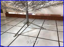 Vtg Evergleam #4606 6 Ft 46 Straight Branches Aluminum Christmas Tree Complete