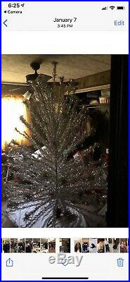 Vtg Evergleam 8 Ft Stainless Aluminum Christmas Tree 121 Branch Lite Up Stand