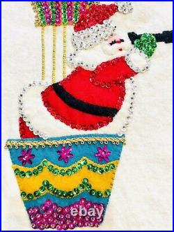 Vtg Handmade Bucilla Christmas Tree Skirt Felt Sequins Beads 3D Puffy Santa