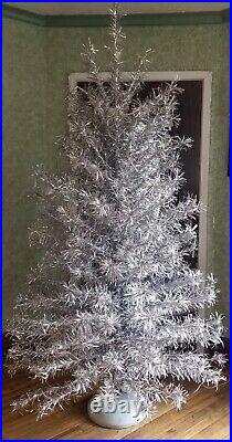 Vtg MCM Aluminum Christmas Tree Regal Sapphire 7' 200 Branches Rotating Stand