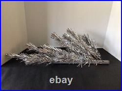 Vtg Metal Tree Corp. 2 Aluminum Hanging Door Wall Xmas Tree Model K4000 Box