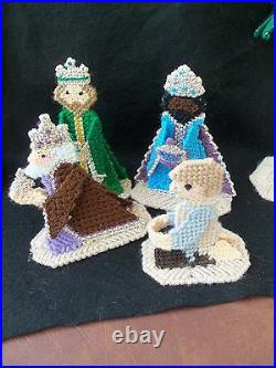 Vtg Nativity Cross Stitch Completed Set! 18 PIECES! MANGER! FIGURES! TREES