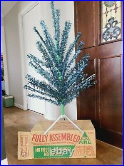 Vtg Rare 1970 Blue Turquoise Aqua Tinsel Aluminum Style Christmas Tree W Box