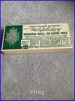 Vtg The Holiday Aluminum Hanging Wall Or Door Tinsel Christmas Tree K2000 Boxed