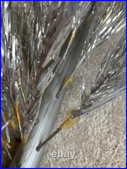 Vtg The Holiday Aluminum Hanging Wall Or Door Tinsel Christmas Tree K2000 Boxed