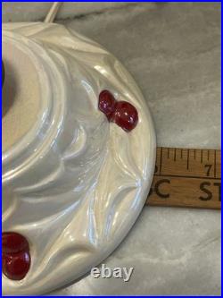 Vtg White Opalescent Christmas Tree Red Berries Holland Mold Hard To Find! 11.5