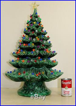 Vtg XL Nowell Mold Ceramic Christmas Tree 26 Hundreds Of Bulbs & Music Box