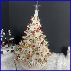 White /gold Ceremic Xmas Tree Hand Painted 17 Without Star 18.5 With VTG 1981